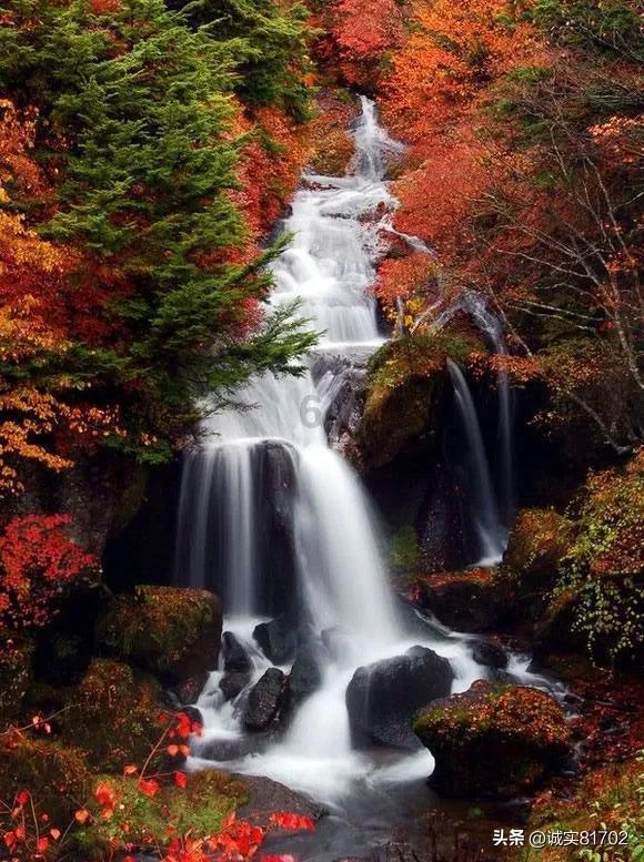 逃离地下古寺庙